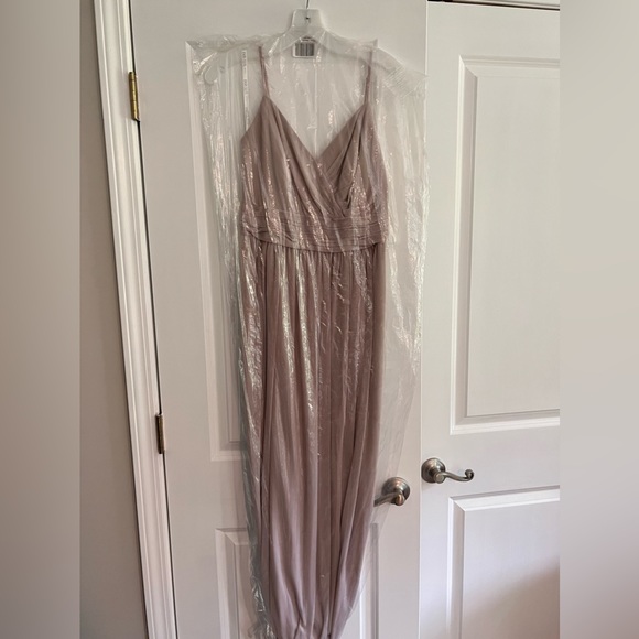 Davids Bridal - spaghetti strap ruched waist mesh bridesmaid dress - Picture 4 of 6